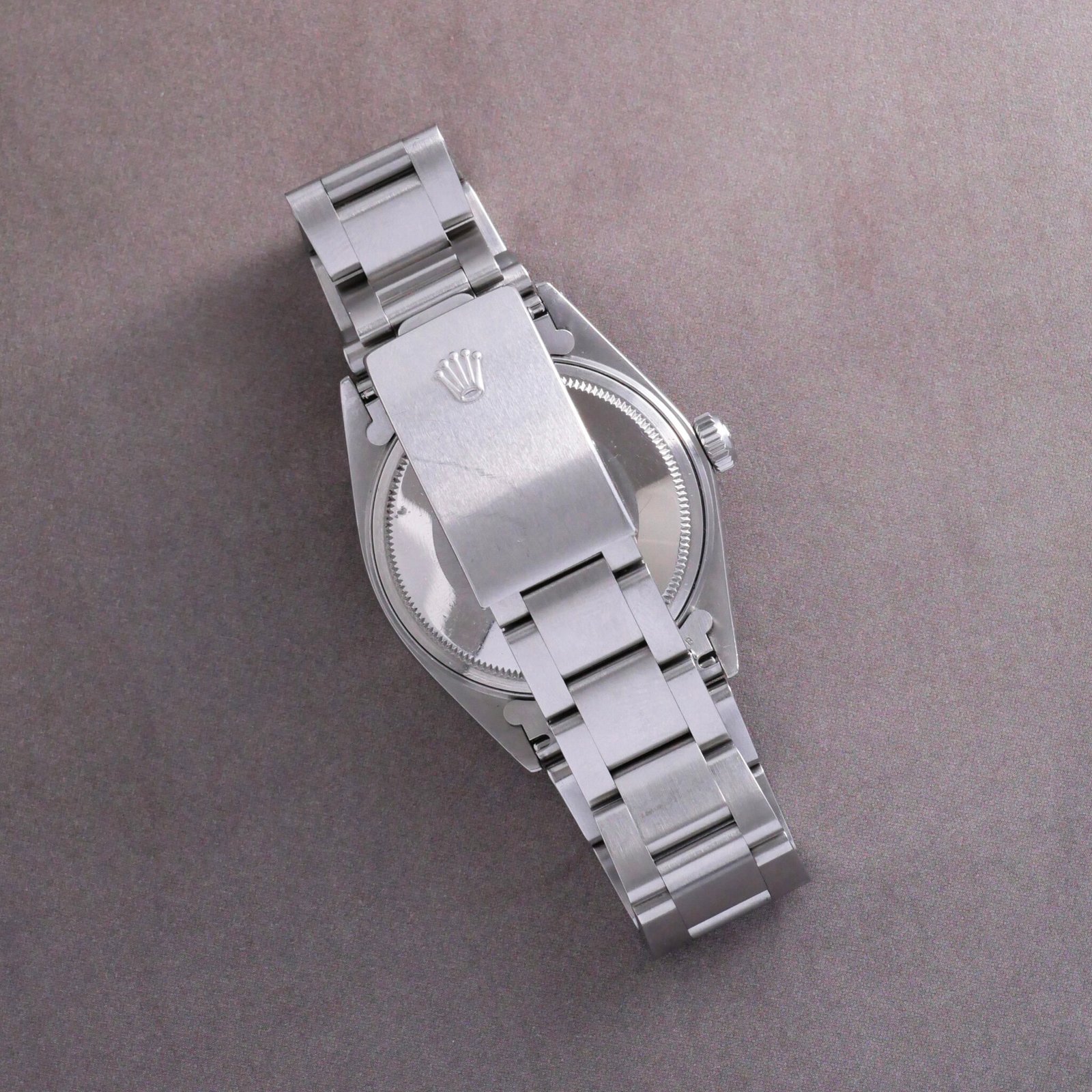 1600:1