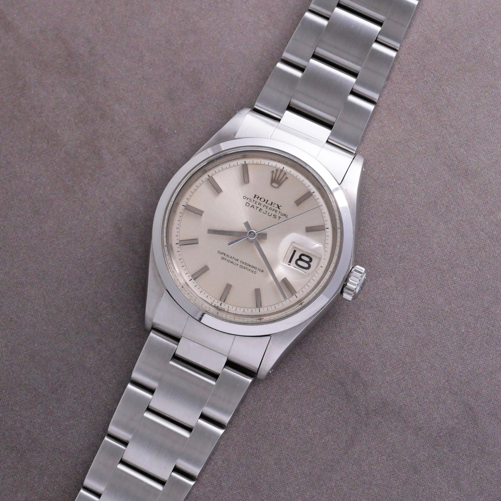 1600:3